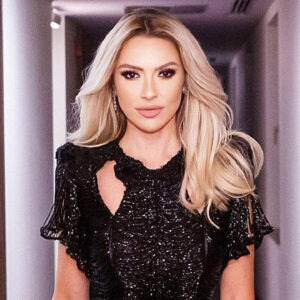 hadise sahte imza magduru oldu gGO5KDHs