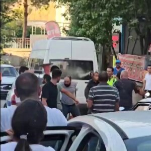 sivasta alacak kavgasi 5 yarali EKP1QIsS