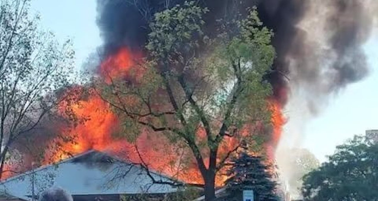 abddeki kilise baskini eski asker 4 kisiyi oldurdu kiliseyi atese verdi gftcRFAR