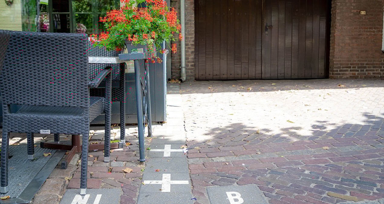 bu evin mutfagi bir ulkede salonu baska ulkede N3cHGMcO