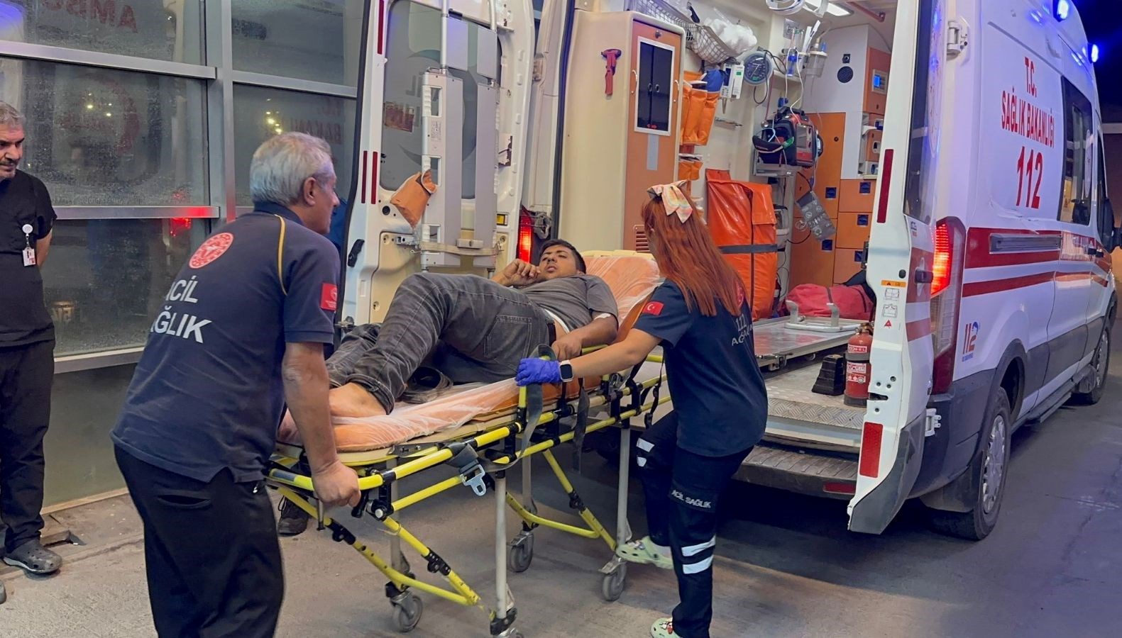 devrilen motosikletin surucusu yaralandi XLz5FLdN