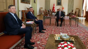 ara-secim-gundemi-chp-genel-baskani-ozgur-ozel-tbmm-baskani-numan-kurtulmus-ile-gorustu-re5BKFHy