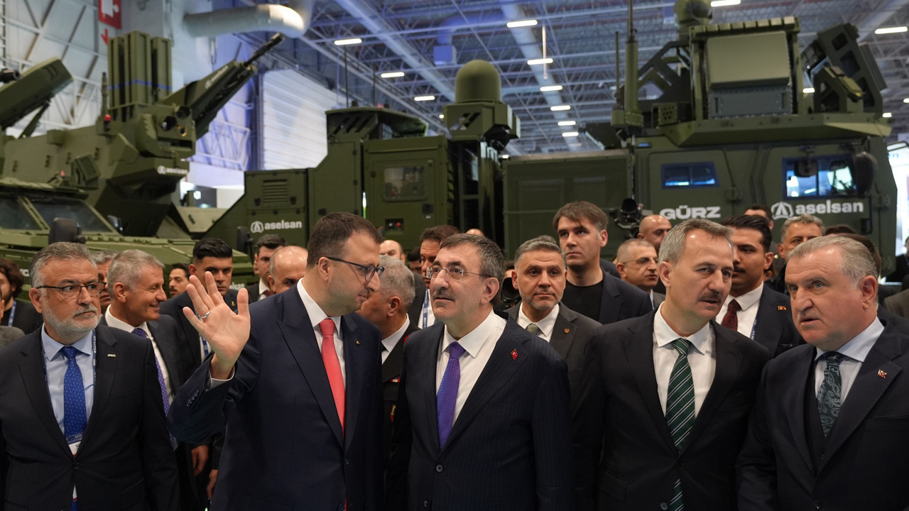 bakan-bolattan-saha-2026-mesaji-turkiye-artik-savunma-devi-4d49855p