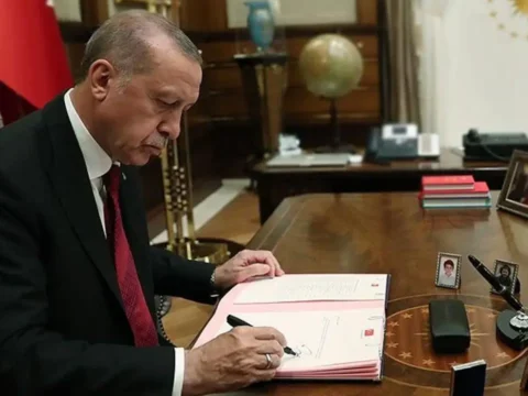 Anayasa Mahkemesi’nden Önemli Bir Adım: Cumhurbaşkanlığı Yetkisi Sınırlanıyor
