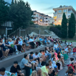 Istanbul bakirkoyluler acik hava sinema gunlerinde bulusuyor RGG1rBmO